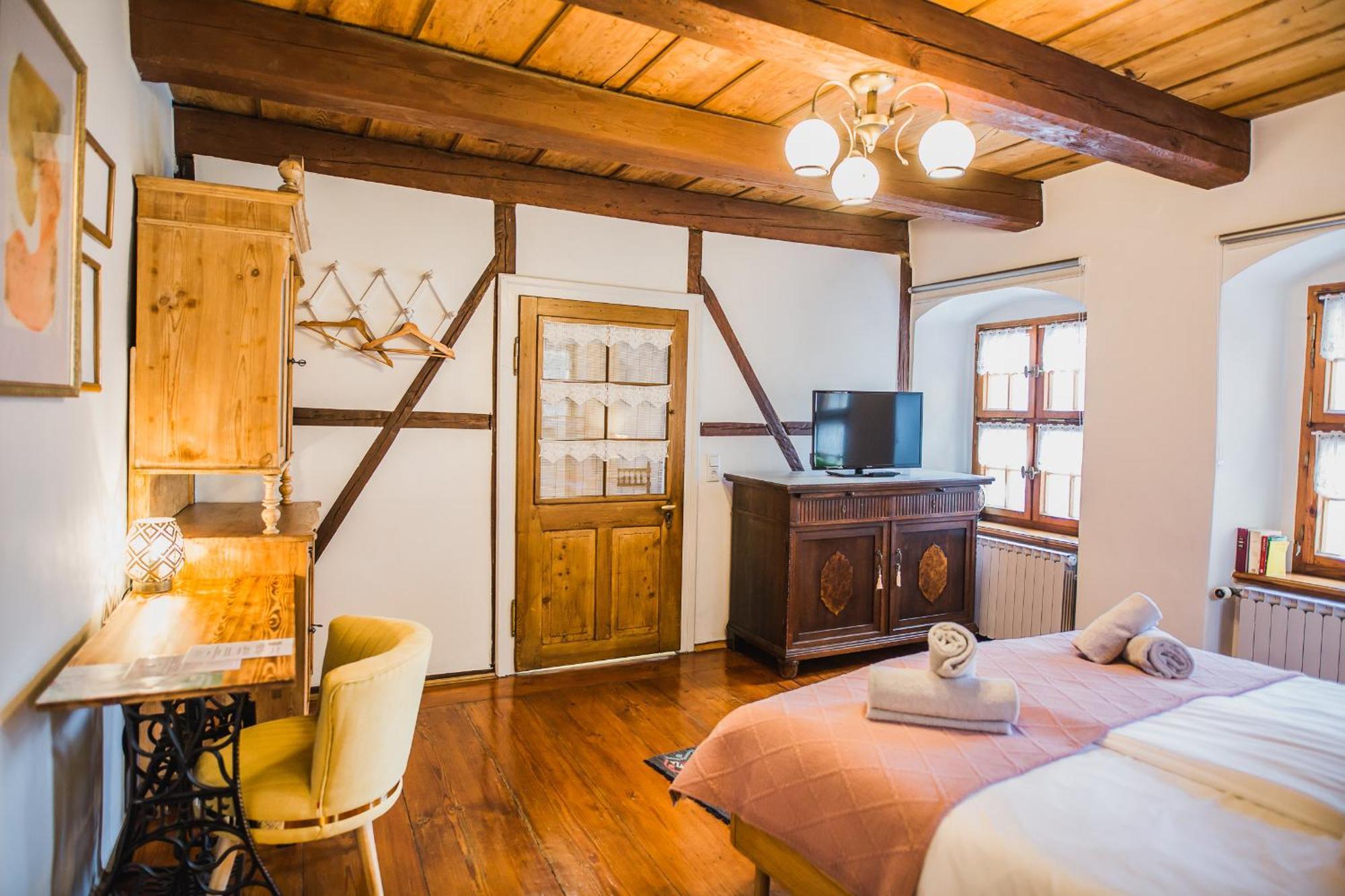 Flyns Bed and Breakfast Görlitz Exteriör bild
