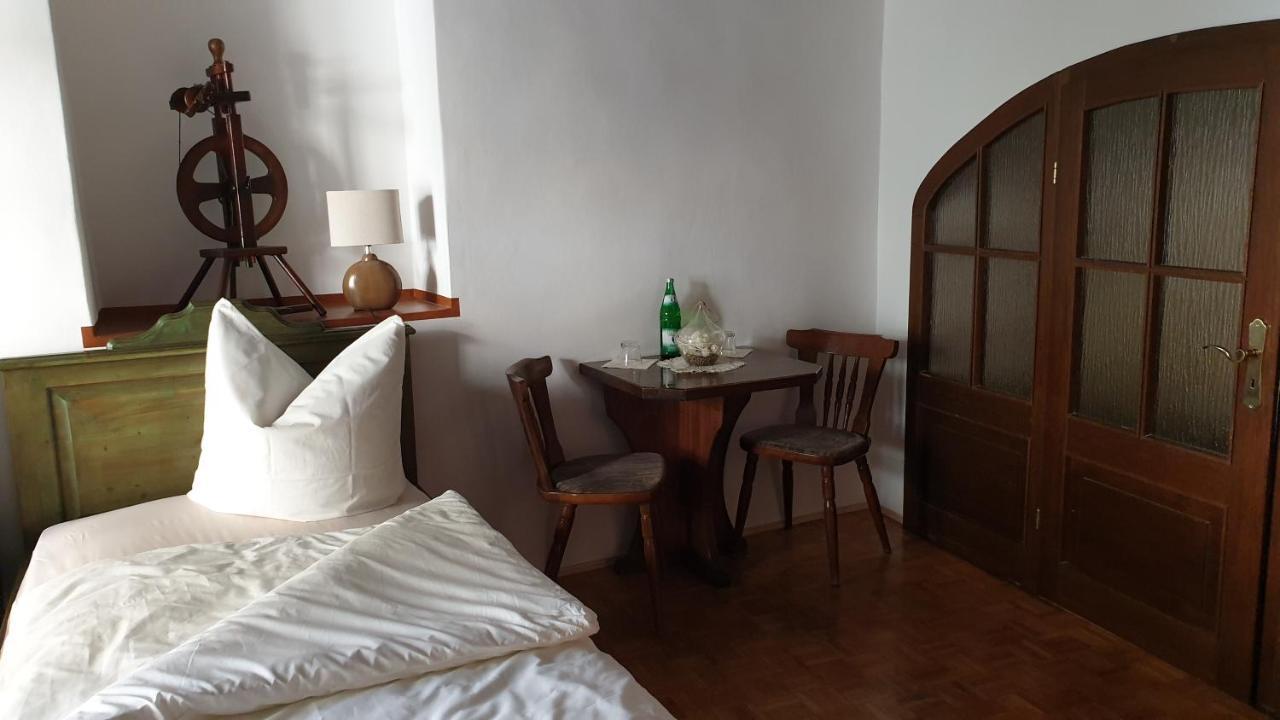 Flyns Bed and Breakfast Görlitz Exteriör bild