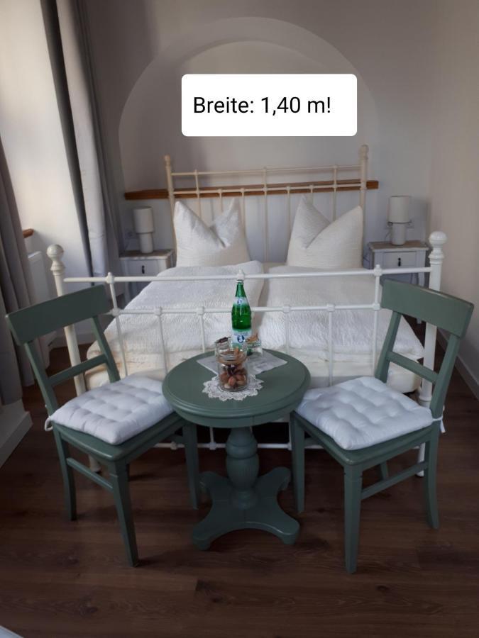 Flyns Bed and Breakfast Görlitz Exteriör bild